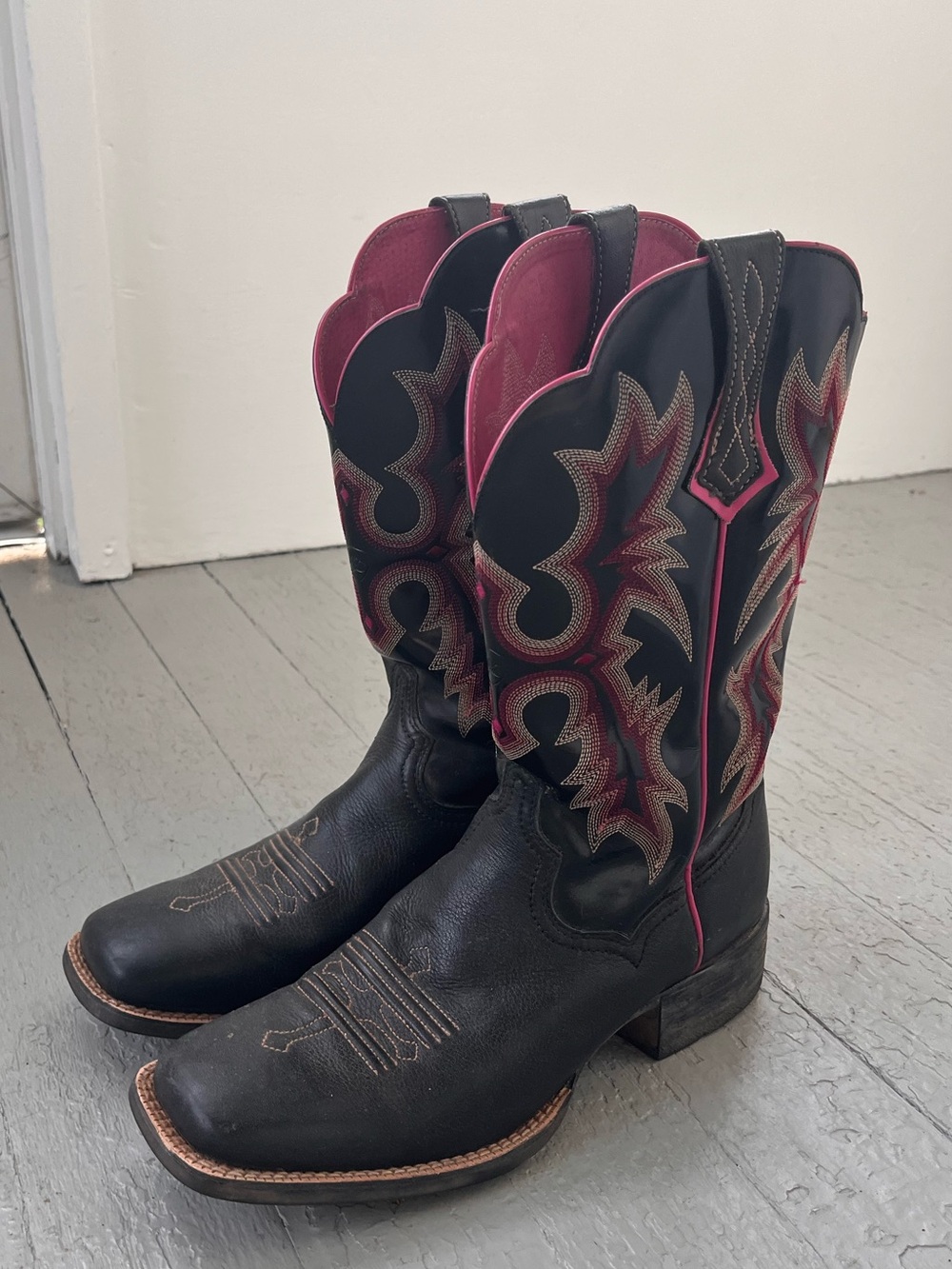 Women’s Ariat Black Boots